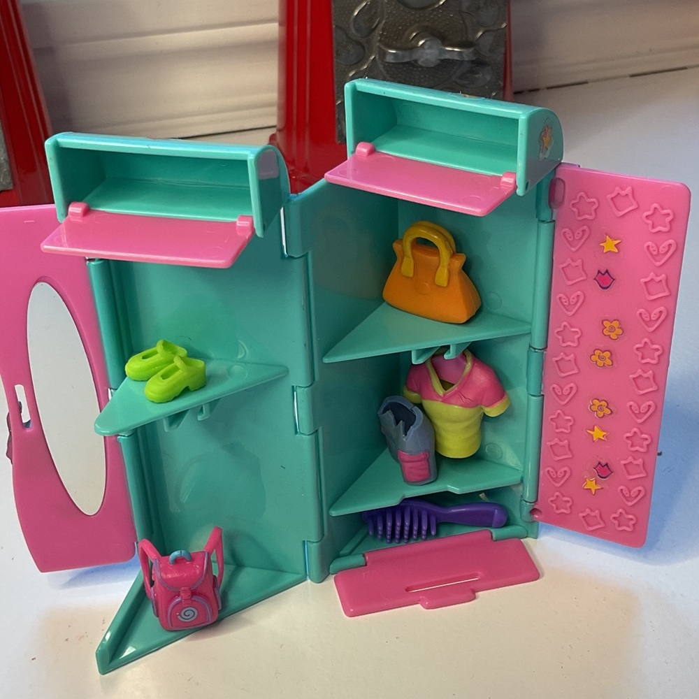 Stylish Doll with Pink and Orange Wardrobe Set - Picture 3 of 6
